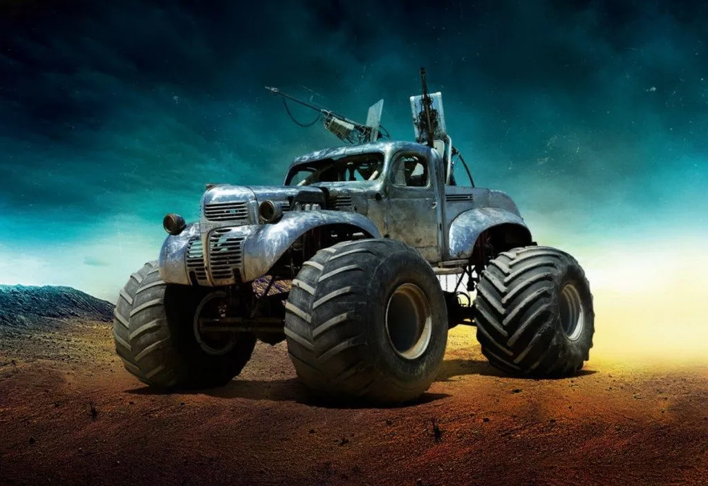 2015-FuryRoad-01