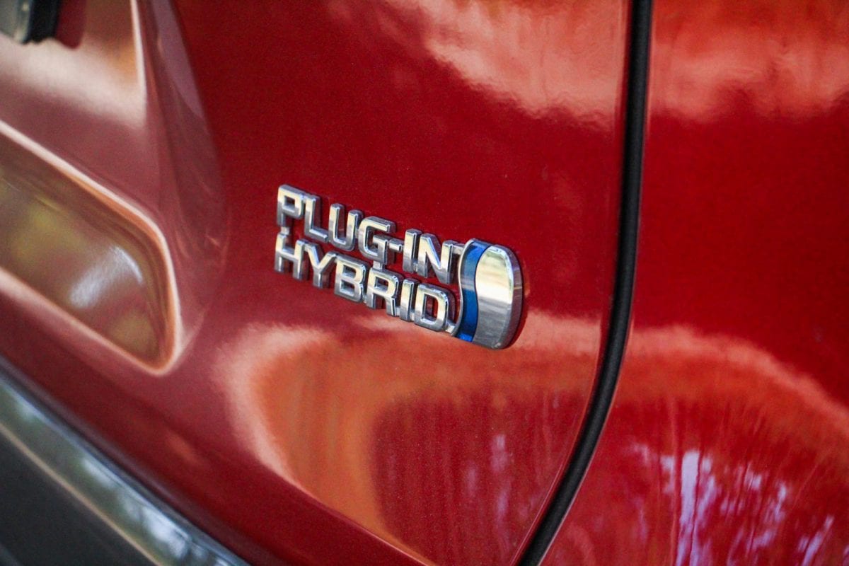 טויוטה ראב 4 PHEV