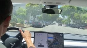 קונסומר ריפורטס: טסלה מבצעת ניסויים בבני אדם