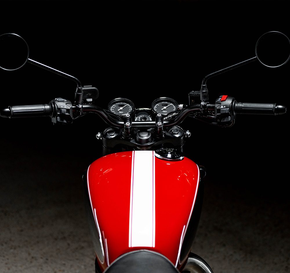 הדגם הראשון של BSA המתחדשת הוא גולדסטאר 650