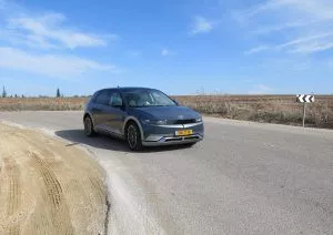 יונדאי איוניק 5 במבחן דרכים