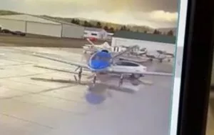 הזימון החכם של טסלה ריסק 'מודל Y' לתוך מטוס מנהלים בשווי 3.5 מיליון $