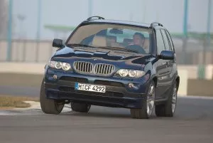 ב.מ.וו לבעלי רכב משנות ייצור 2000-2006: אל תנהגו במכוניות!