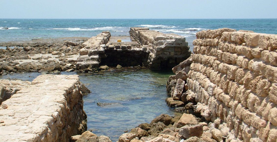 טיול לסופש אל חוף הים של הורדוס