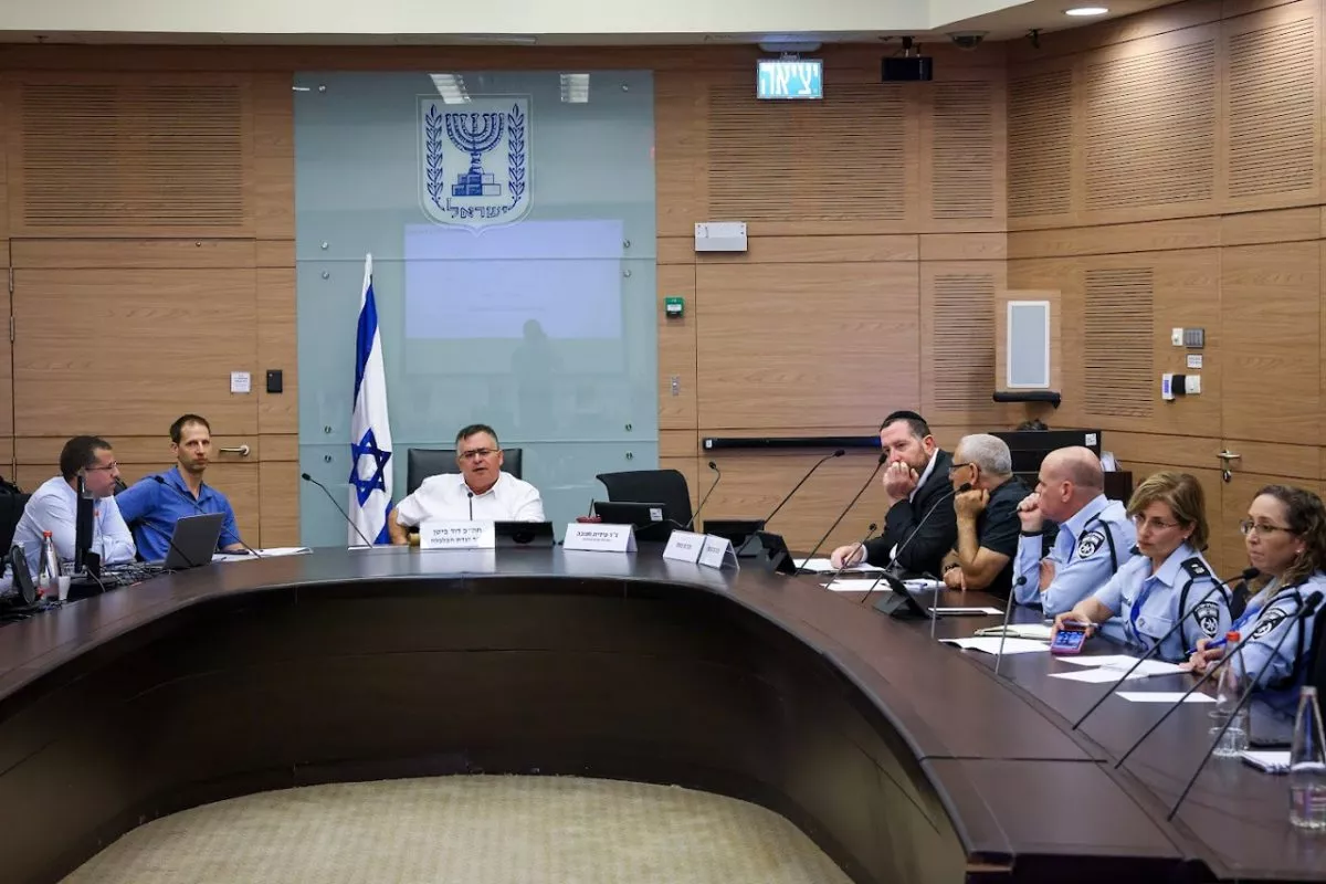 גניבות הרכב זינקו תוך שנה וחצי ב-51.6%. ביטוח הרכב מתייקר ב-40%. הממשלה יכולה לצמצם את הגניבות כמעט לאפס