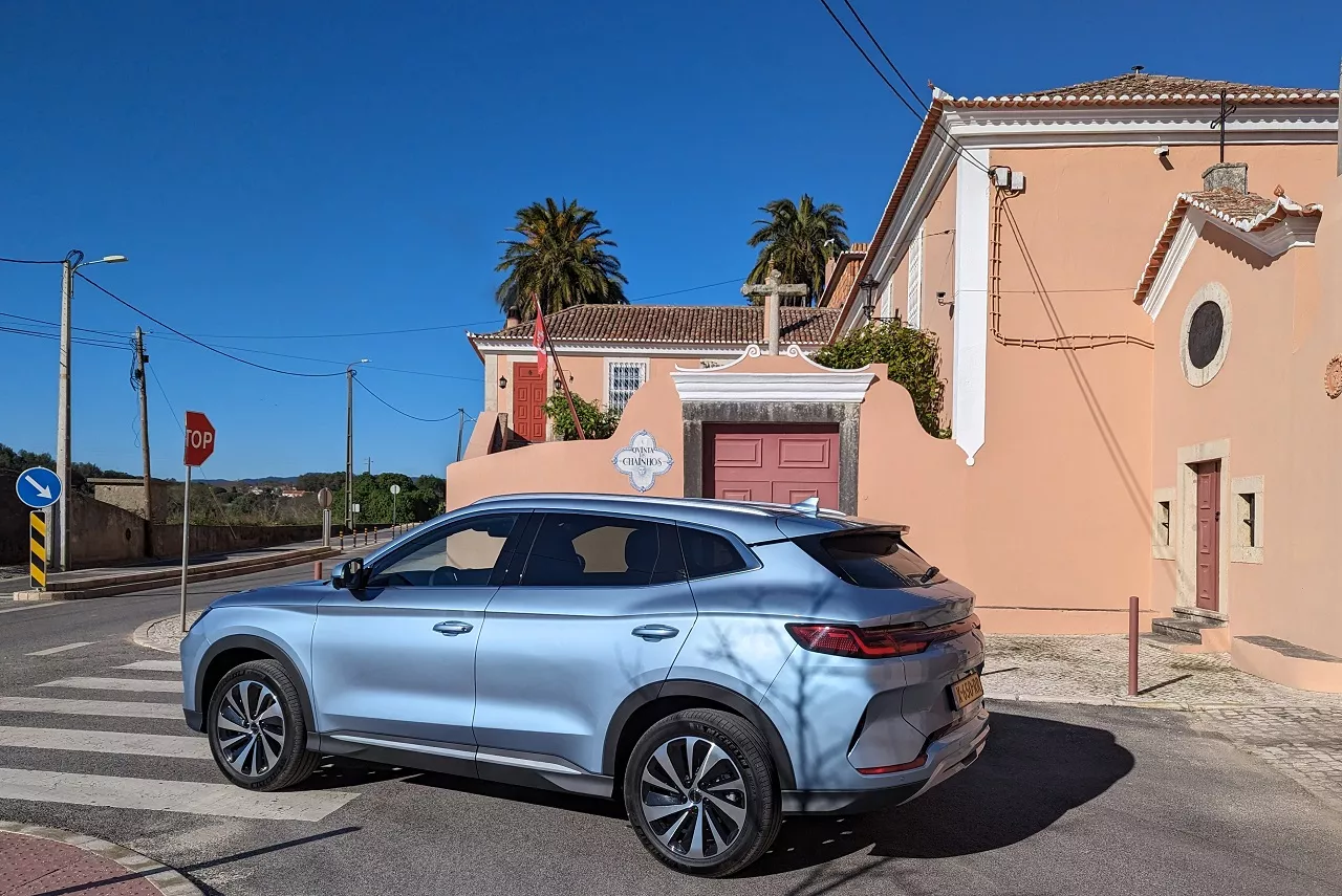 נסיעת השקה לקרוסאובר החדש של BYD : כלב הים לכל המשפחה