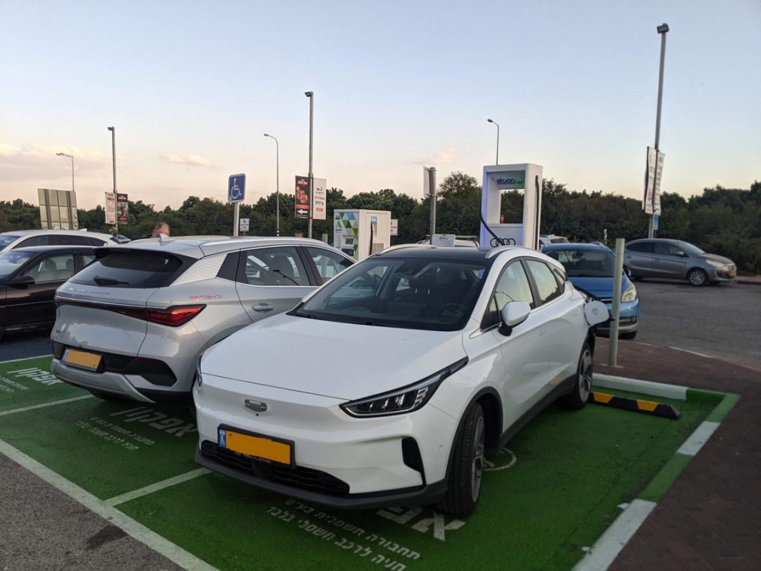 מבקר המדינה חושף: תשתיות החשמל בישראל לא ערוכות לרכב חשמלי