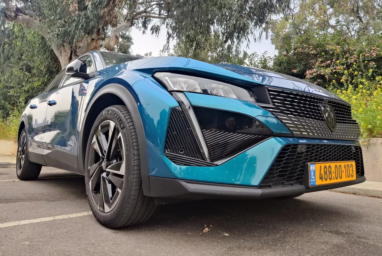 פיג'ו 408 במבחן דרכים