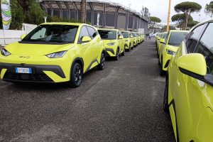 היכונו לביאת המיני החשמלית: BYD דולפין SURF