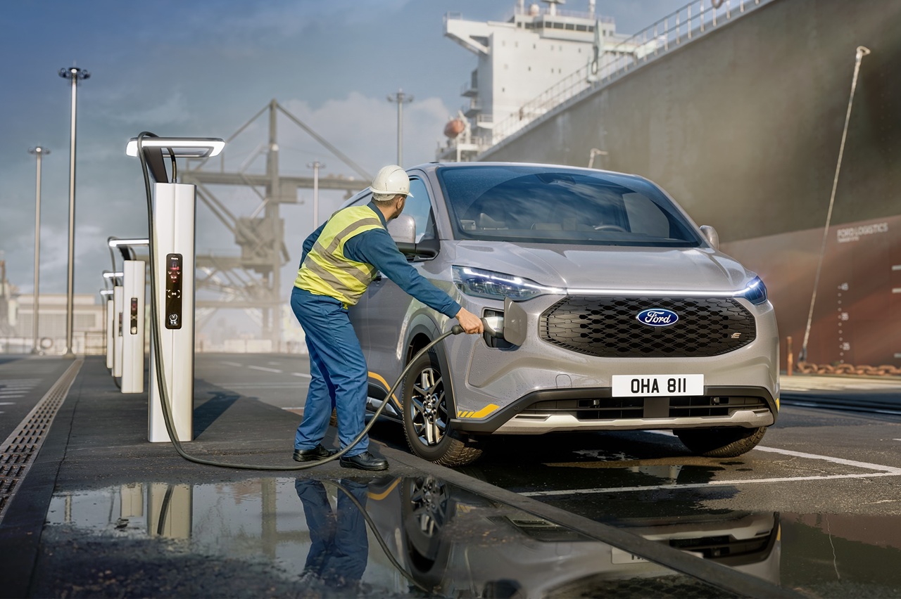 כשהיצרניות הסיניות דופקות בדלת לפורד אין זמן להמתין למכונית הקטנה של פולקסווגן