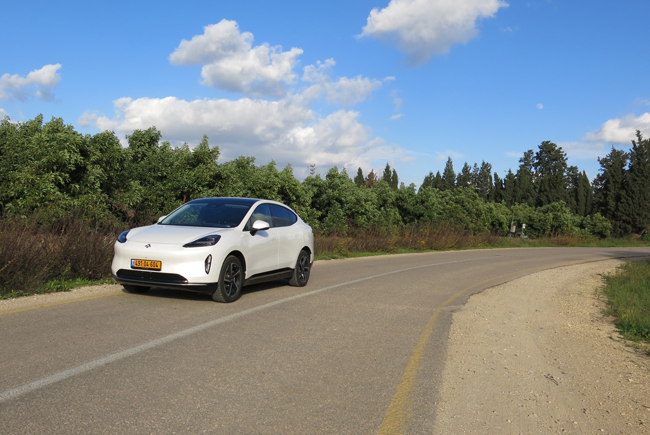 אם מתעלמים מעודף רעש רוח במהירויות גבוהות מתקבלת מכונית שמשככת היטב את פגעי מע"צ וגם את אלה של הרשויות המקומיות. היא נוחה, שקטה לרוב ואפשר אפילו לומר "מפנקת".