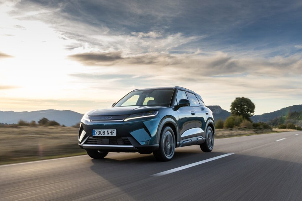 שיתוף פעולה בין BYD ל'מובייל' הניב שמנים ייעודיים למנועי היברידיות-נטענות, ואנחנו תופסים בדש הז'קט שלכם כדי שלא תאמרו שלא העירו אתכם בזמן