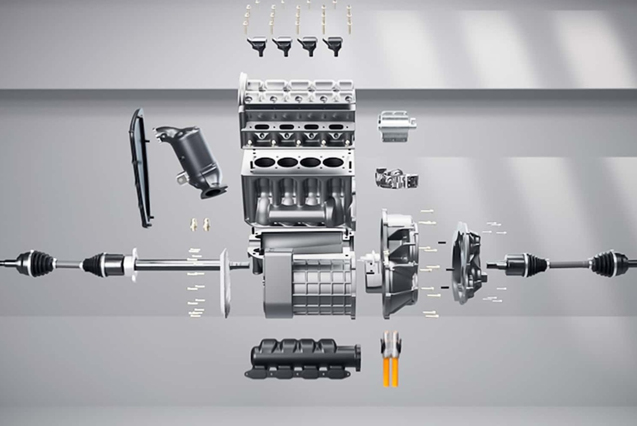 המנוע החדש הוא אבולוציה של מנוע HR12 של רנו - שלושה צילינדרים קטני נפח שתוכננו מראש לעבודה היברידית, והיעילות התרמית ששלו נמצאת בעולמות שבהן נמצאו עד היום רק טויוטה והונדה