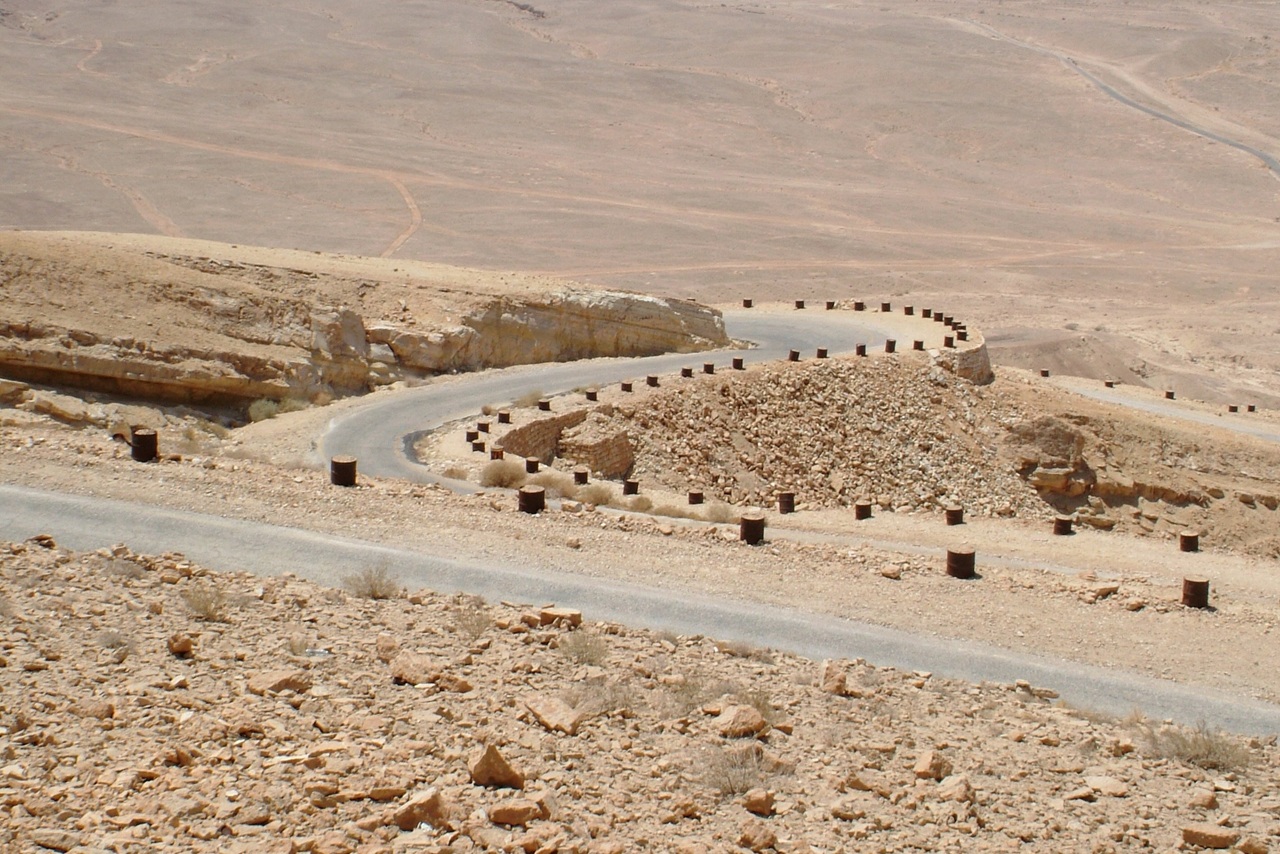האגדה הישראלית, שלמען הגילוי הנאות גם אנחנו הדהדנו אותה, טוענת ש'מעלה עצמאות' נסלל בעקבות החלטה מהירה שהתקבלה בעקבות הרצח המזעזע