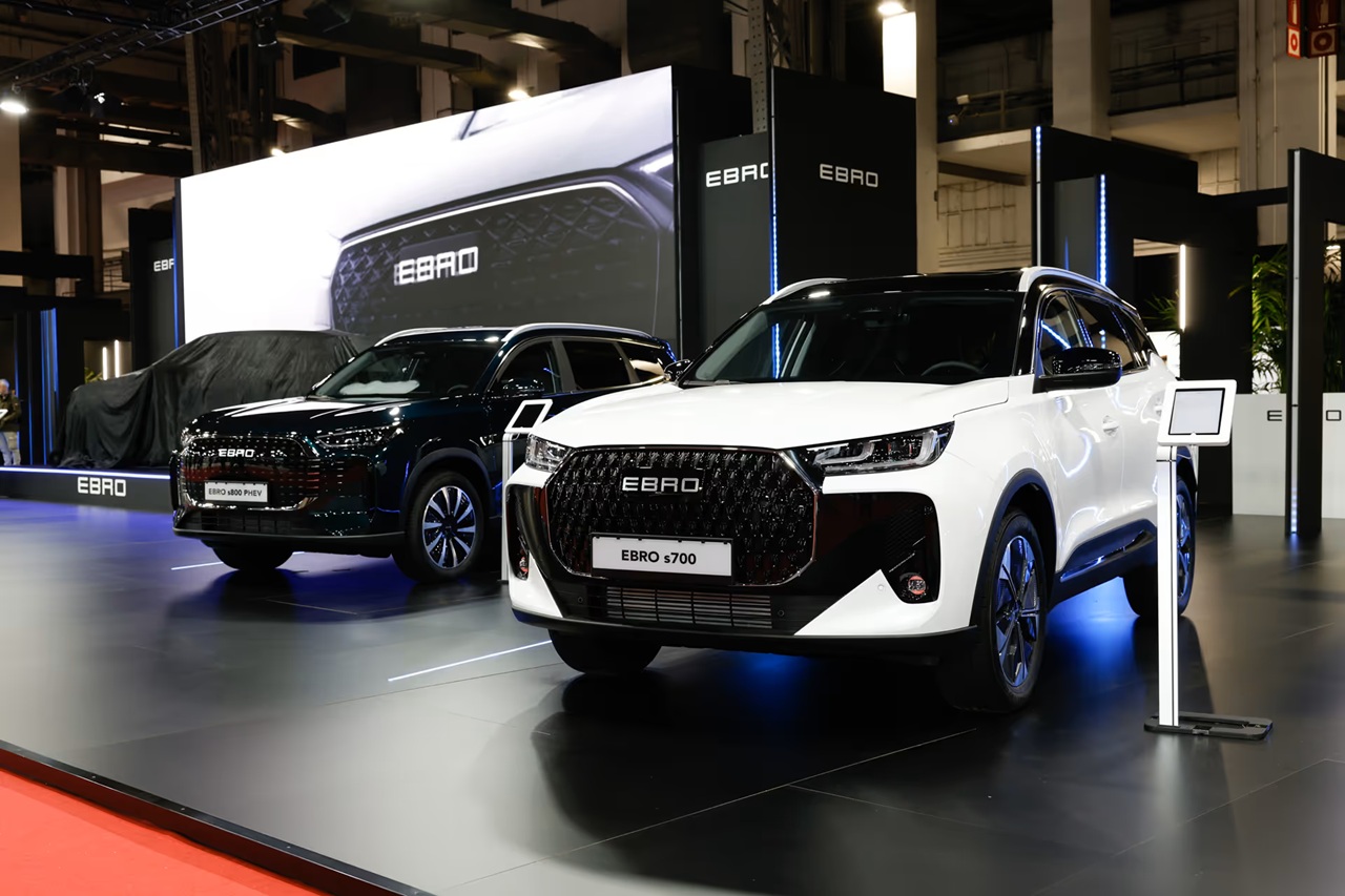 אם תפשפשו מתחת לברזלים שלהם תמצאו את צ'רי 'טיגו 7' ואת צ'רי 'טיגו 8'